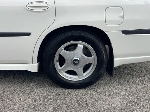 Used 2002 Chevrolet Impala LS w/ Preferred Equipment Group image 24