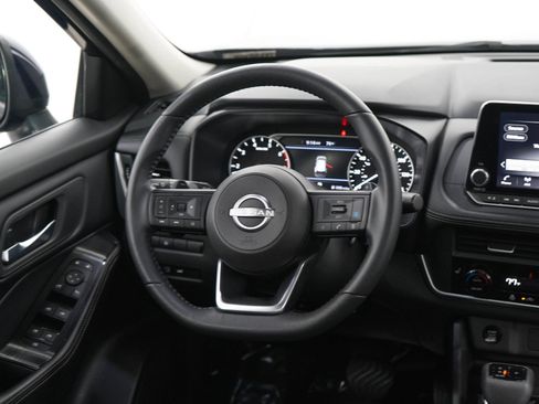 Used 2024 Nissan Rogue SV w/ SV Premium Package AWD/4WD image 14