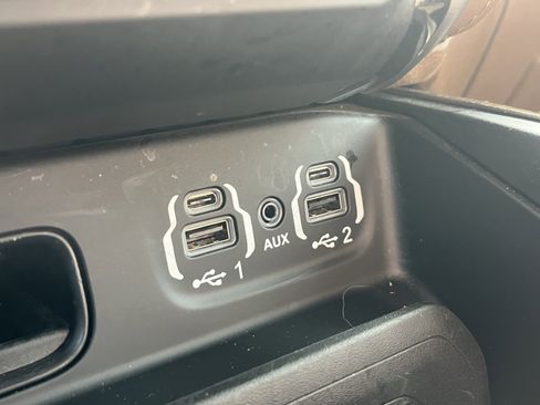 Used 2022 RAM 2500 Limited AWD/4WD image 29