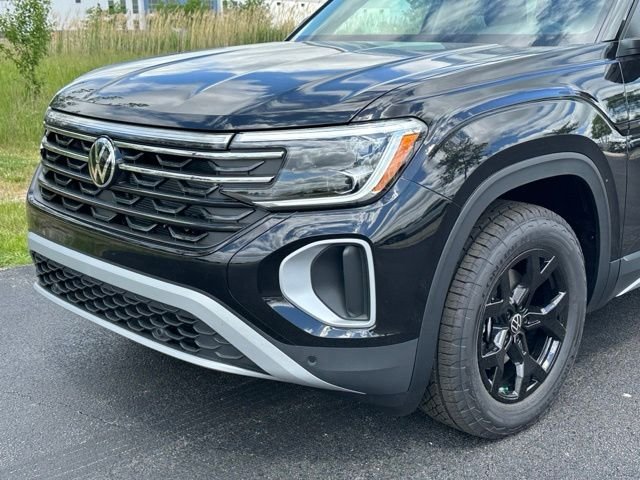 New 2026 Volkswagen Atlas Peak Edition AWD/4WD image 8