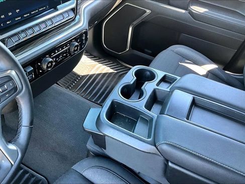 Used 2023 Chevrolet Silverado 1500 RST RWD image 18