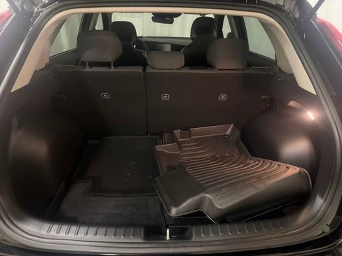 Used 2025 Kia Niro LX image 22