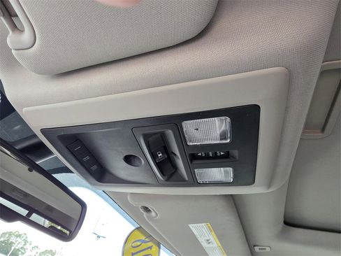 Used 2018 RAM 3500 Big Horn image 23