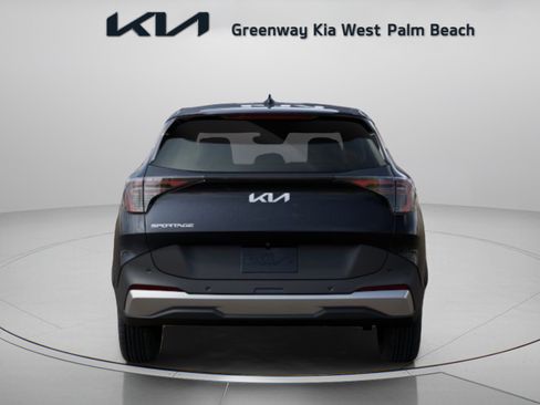New 2027 Kia Sportage EX FWD image 6