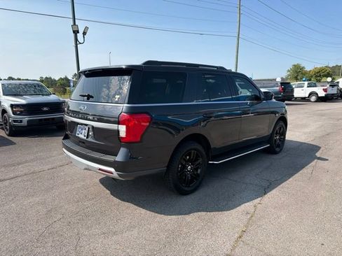 Used 2023 Ford Expedition XLT RWD image 24