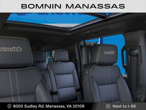 New 2026 Chevrolet Suburban High Country image 24