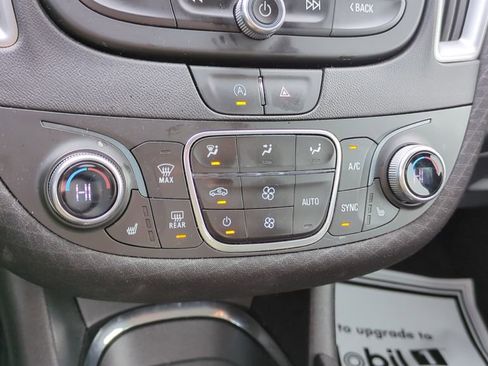 Used 2024 Chevrolet Malibu LT FWD image 18