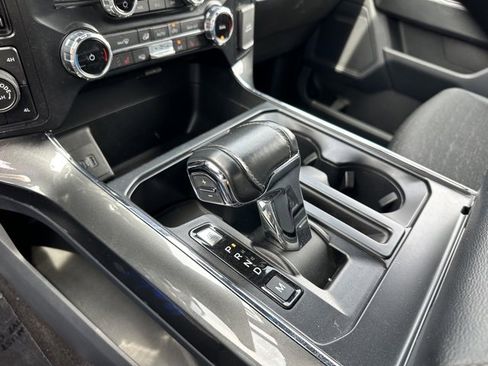 Certified 2022 Ford F150 XLT w/ Equipment Group 302A High image 17