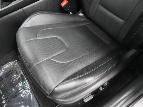 Used 2021 Hyundai Elantra Limited FWD image 9