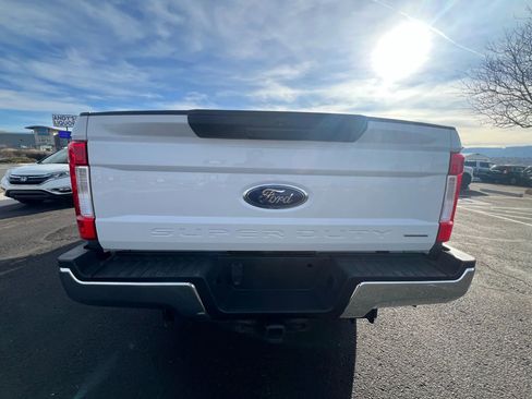 Used 2017 Ford F350 XLT image 7