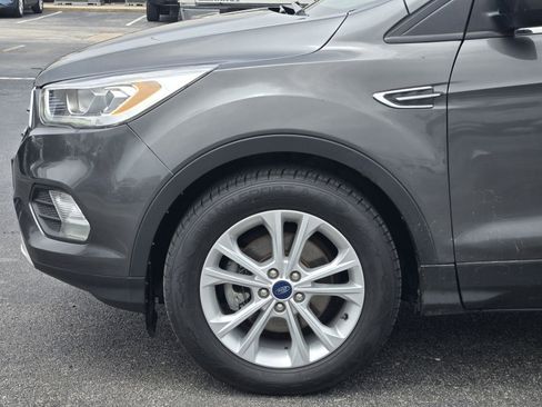 Used 2019 Ford Escape SEL FWD image 9