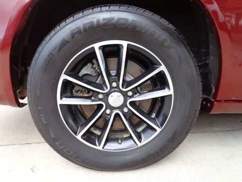 Used 2019 Dodge Grand Caravan GT FWD image 10