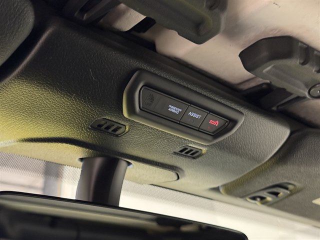 Used 2023 Jeep Wrangler Unlimited Sahara AWD/4WD image 39