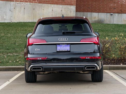 Used 2024 Audi Q5 e Premium Plus image 28