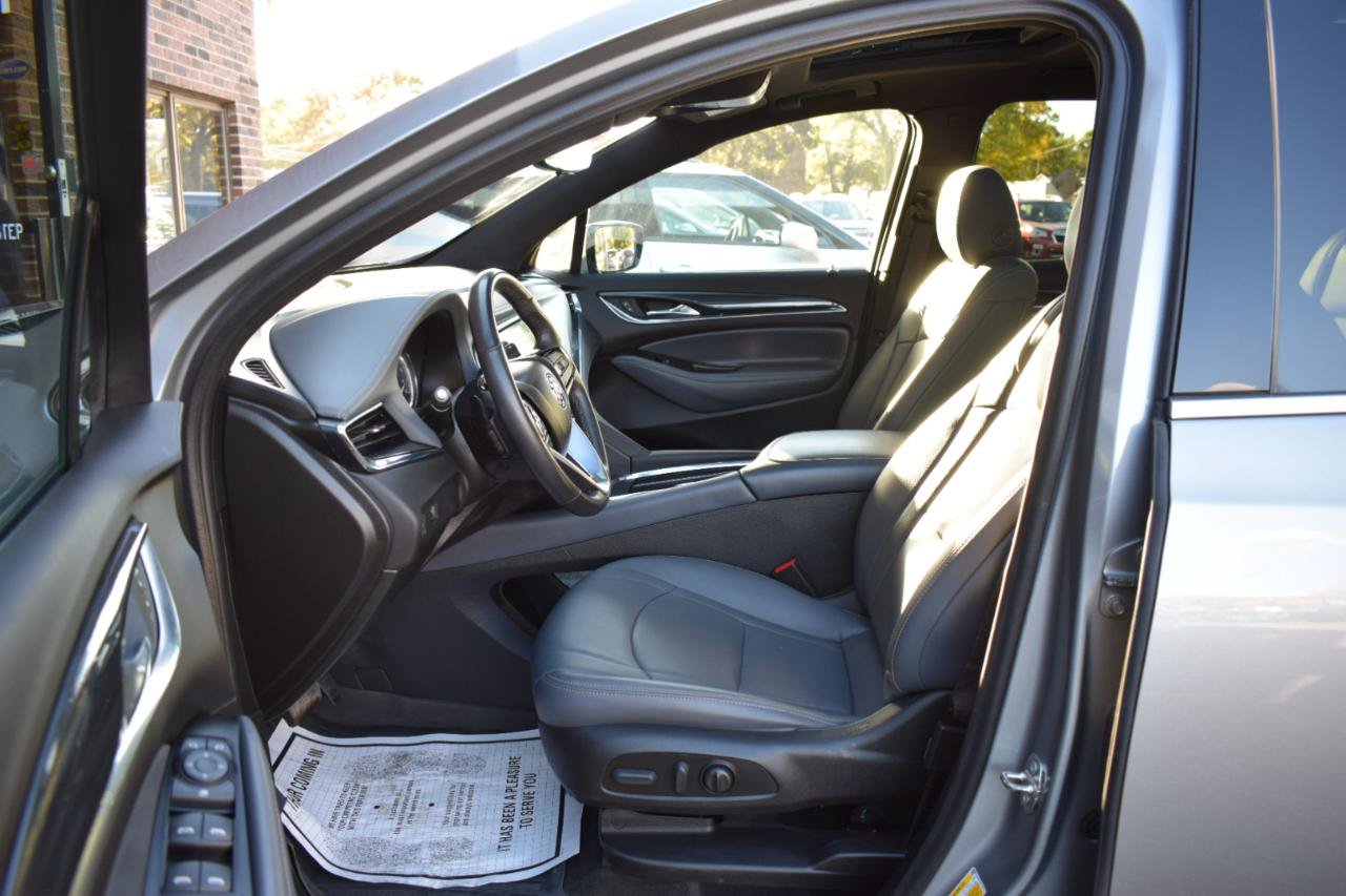 Used 2024 Buick Enclave Essence w/ Experience Buick Package FWD image 33