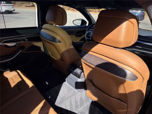 Used 2022 Audi A8 L 3.0T w/ Executive Package image 27