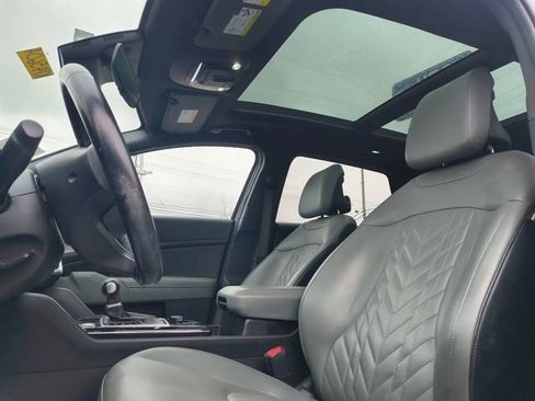 Used 2023 Kia Sportage X-Line w/ X-Line Premium Package image 7