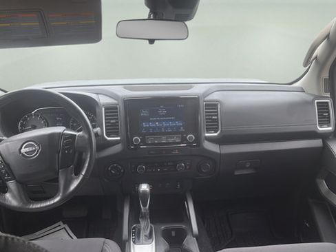Used 2024 Nissan Frontier SV w/ SV Convenience Package AWD/4WD image 10