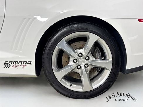 Used 2014 Chevrolet Camaro SS w/ RS Package RWD image 40