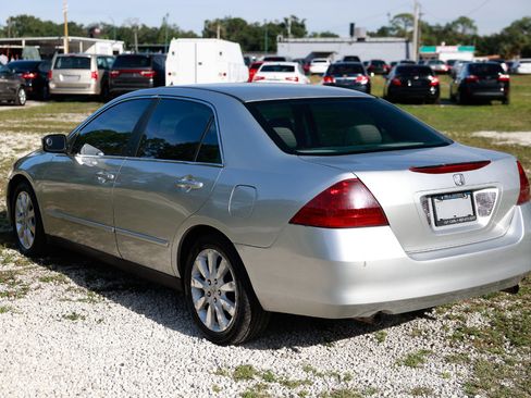 Used 2007 Honda Accord SE image 5