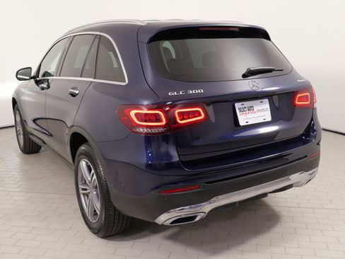 Used 2022 Mercedes-Benz GLC 300 4MATIC image 13