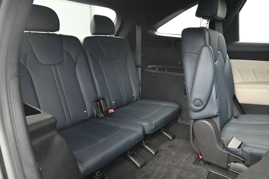 Used 2023 Kia Sorento SX Prestige AWD/4WD image 17