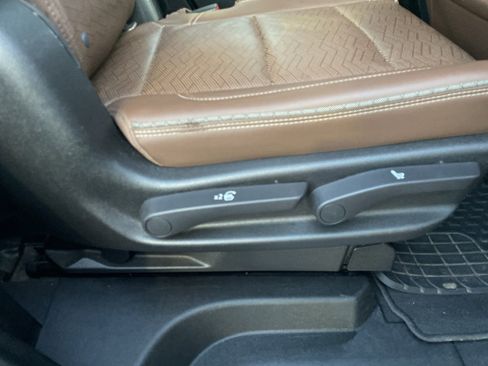 Used 2021 Chevrolet Tahoe High Country w/ Premium Package image 57