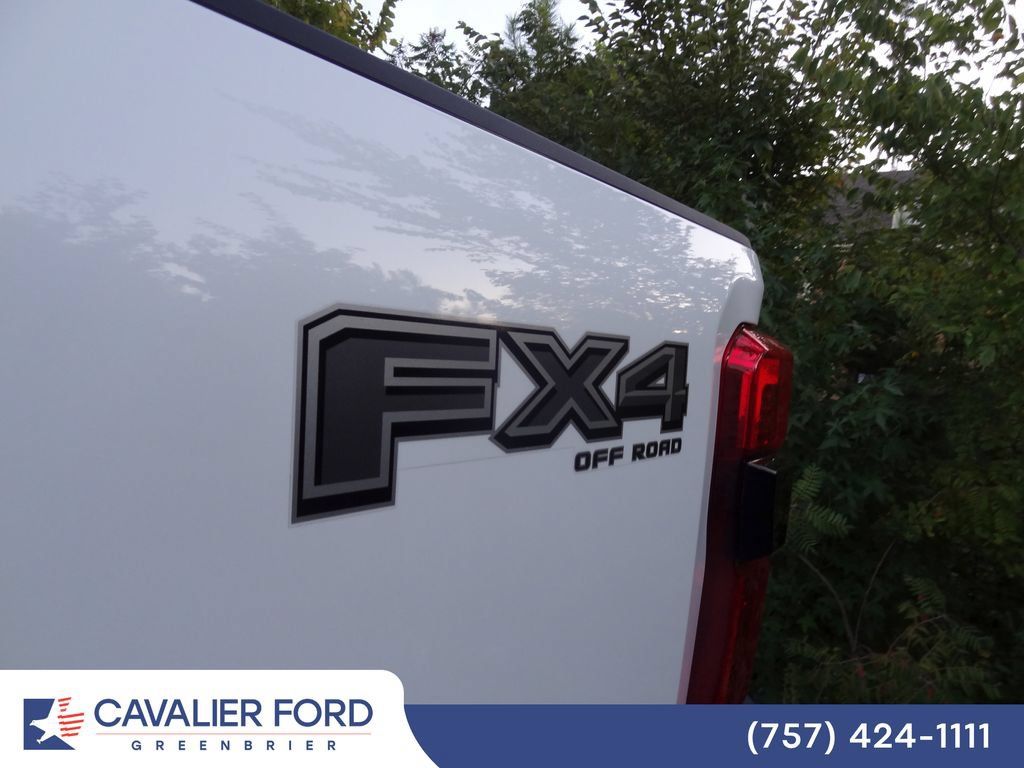 Used 2024 Ford F350 Lariat w/ Lariat Ultimate Package AWD/4WD image 6