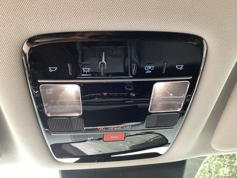 Used 2025 Hyundai Santa Fe SEL FWD image 78