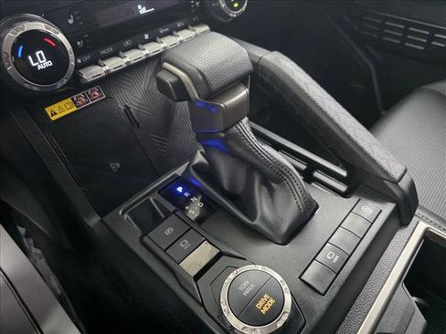 Used 2025 Toyota 4Runner Limited RWD image 14