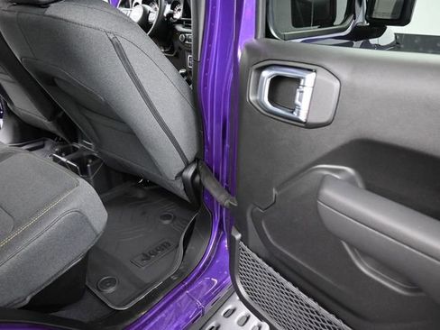 New 2026 Jeep Gladiator Sport image 19