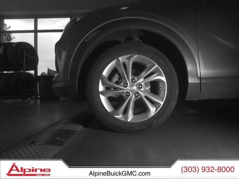 Used 2021 Buick Encore GX Preferred AWD/4WD image 9
