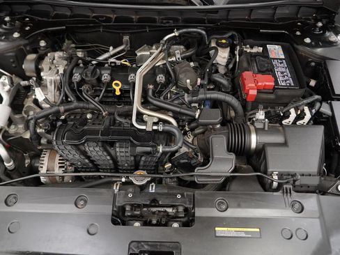 Used 2024 Nissan Altima 2.5 SR w/ SR Premium Package FWD image 42