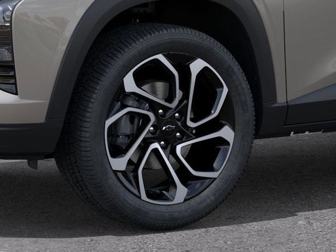 New 2026 Chevrolet Trax RS w/ Driver Confidence Package image 9