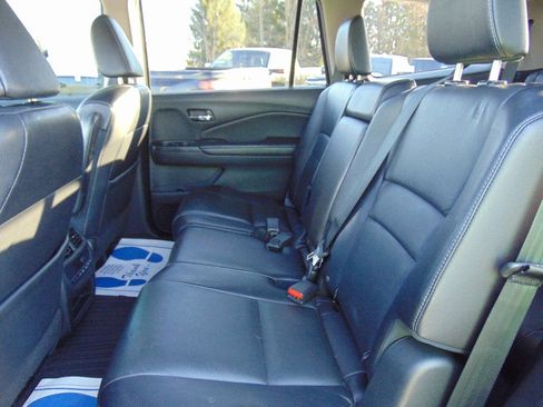 Used 2017 Honda Pilot EX-L image 9
