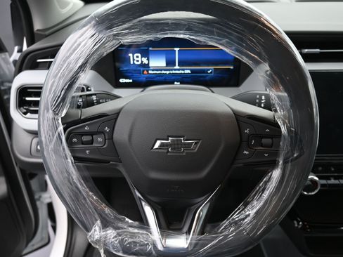 New 2027 Chevrolet Bolt RS FWD image 11