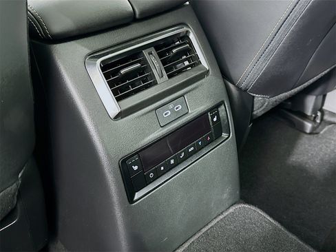 Used 2024 MAZDA CX-90 Plug-In Hybrid w/ Premium Plus image 27