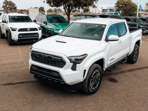 Used 2026 Toyota Tacoma TRD Sport AWD/4WD image 14