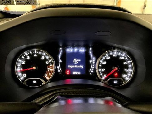 Used 2020 Jeep Renegade Latitude w/ Cold Weather Group AWD/4WD image 19