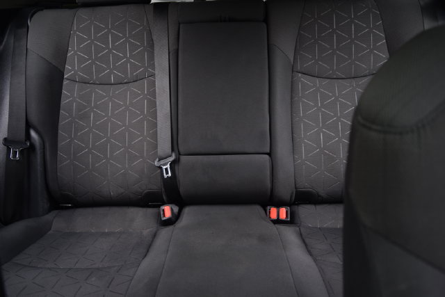 Used 2020 Toyota RAV4 XLE w/ Convenience Package FWD image 16