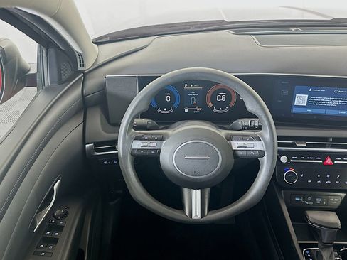 Used 2025 Hyundai Tucson SEL image 18