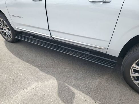 New 2026 GMC Yukon XL Denali w/ Denali Reserve Package image 35