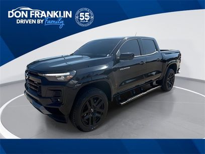 Used 2024 Chevrolet Colorado Z71 w/ Z71 Convenience Package 2