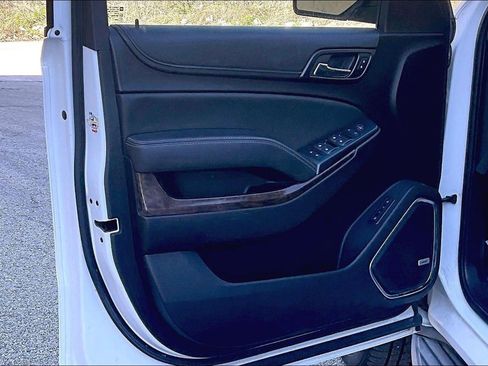 Used 2016 Chevrolet Tahoe LT image 23