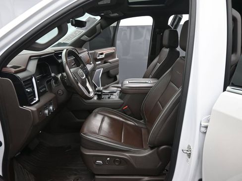 Used 2022 GMC Sierra 1500 Denali w/ Denali Reserve Package image 10