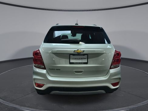 Used 2021 Chevrolet Trax LT AWD/4WD image 6