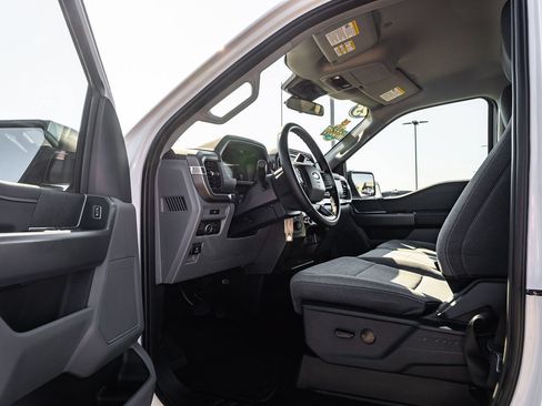 Certified 2025 Ford F150 XLT w/ Equipment Group 301A Standard AWD/4WD image 17
