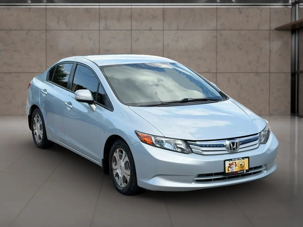 Used 2012 Honda Civic Hybrid Sedan image 2