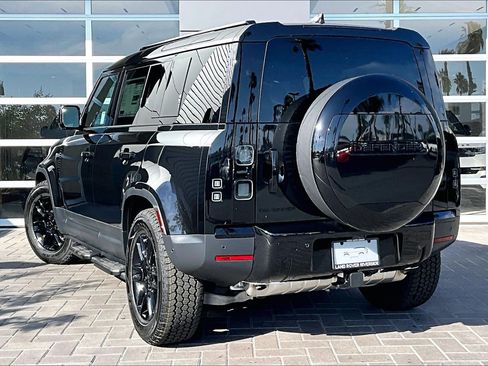 New 2026 Land Rover Defender 110 S AWD/4WD image 3