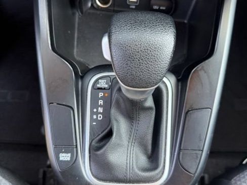 Used 2024 Kia Soul LX w/ Option Group 015 FWD image 11